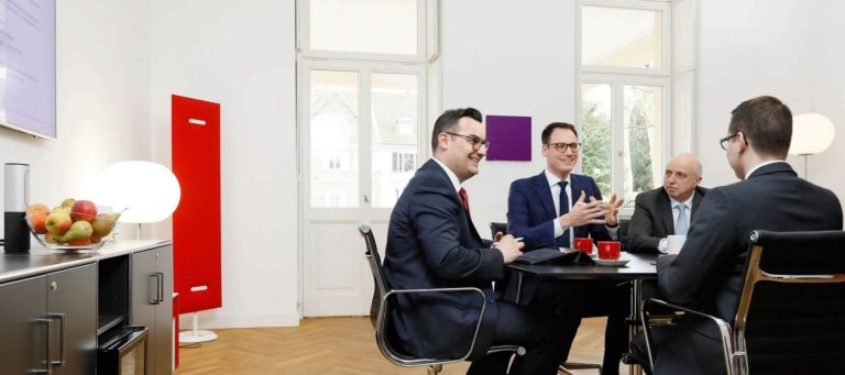 Prof. Dr. Christoph Juhn in der Bonner Kanzlei