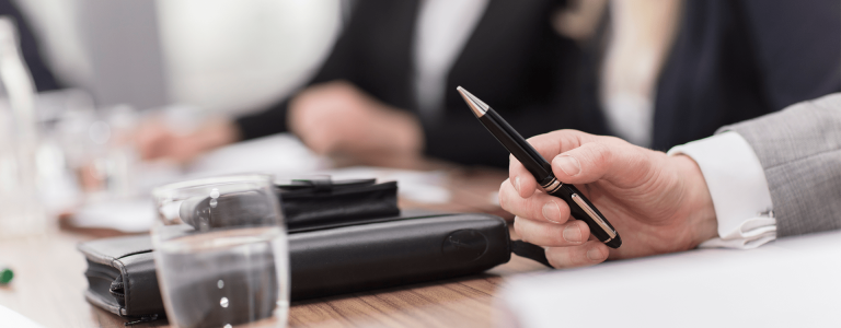 Stift & Unterlagen